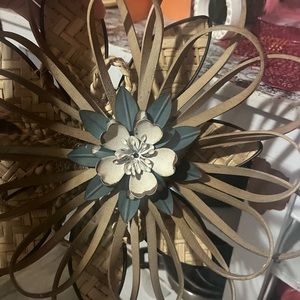 Wooden flower decor